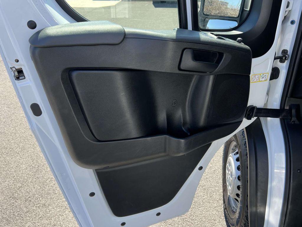 used 2025 Ram ProMaster 2500 car, priced at $33,113