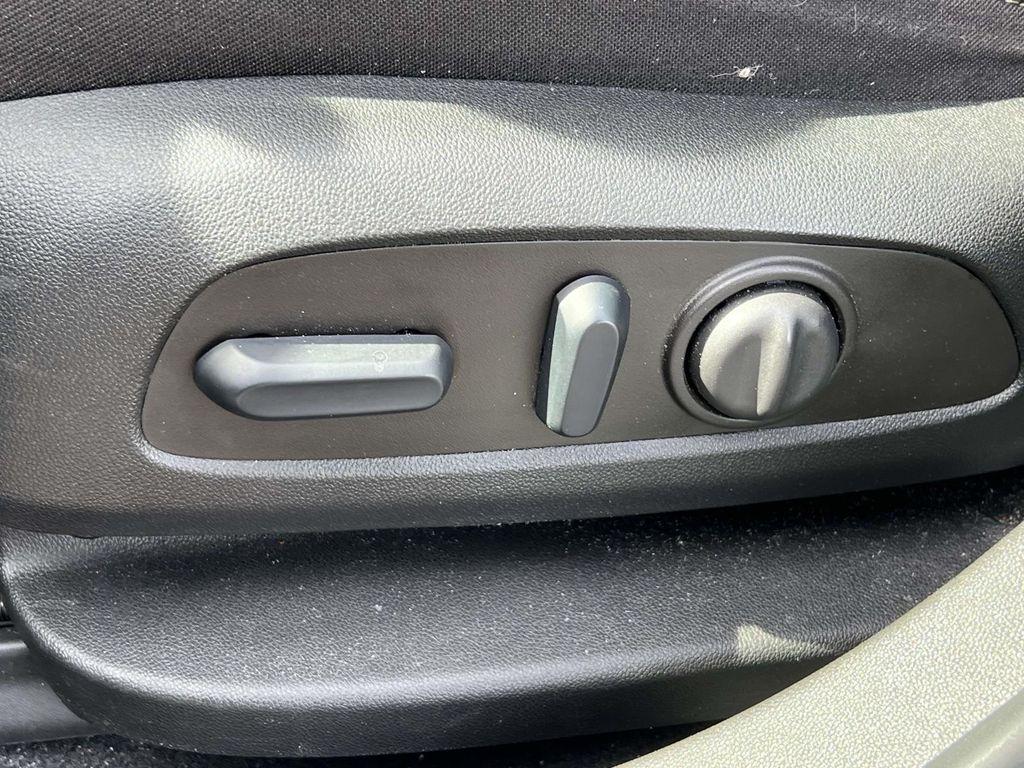 used 2023 GMC Acadia car, priced at $28,344
