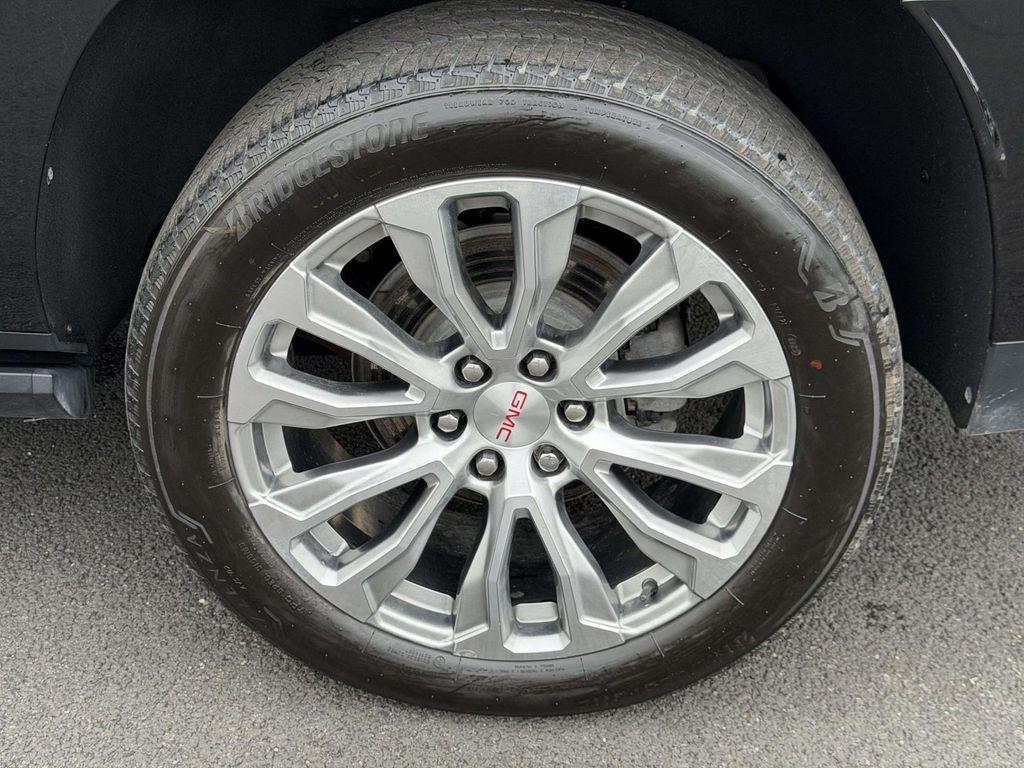 used 2023 GMC Yukon XL car, priced at $62,151
