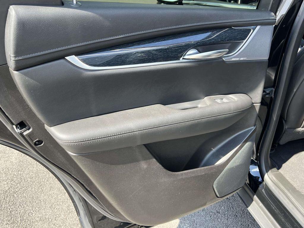 used 2023 Cadillac XT5 car, priced at $33,904