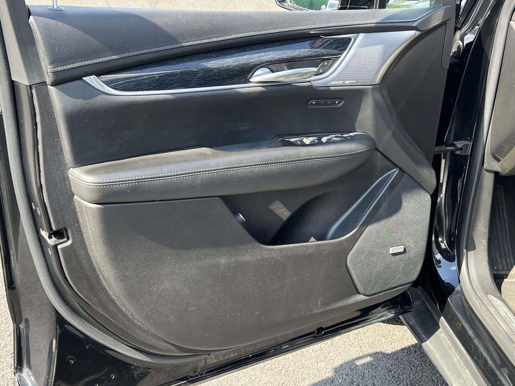 used 2023 Cadillac XT5 car, priced at $33,904