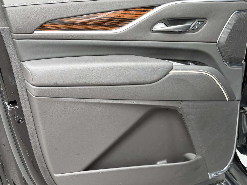 used 2024 Cadillac Escalade ESV car, priced at $81,104