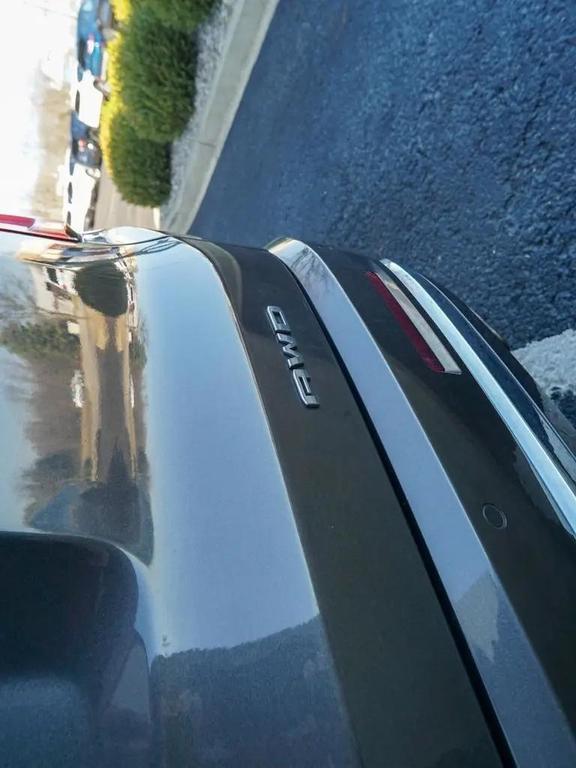 used 2020 GMC Acadia car, priced at $27,844