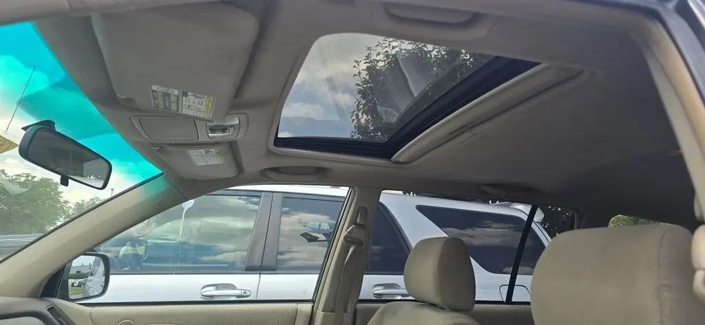 used 2006 Toyota Highlander car, priced at $5,944