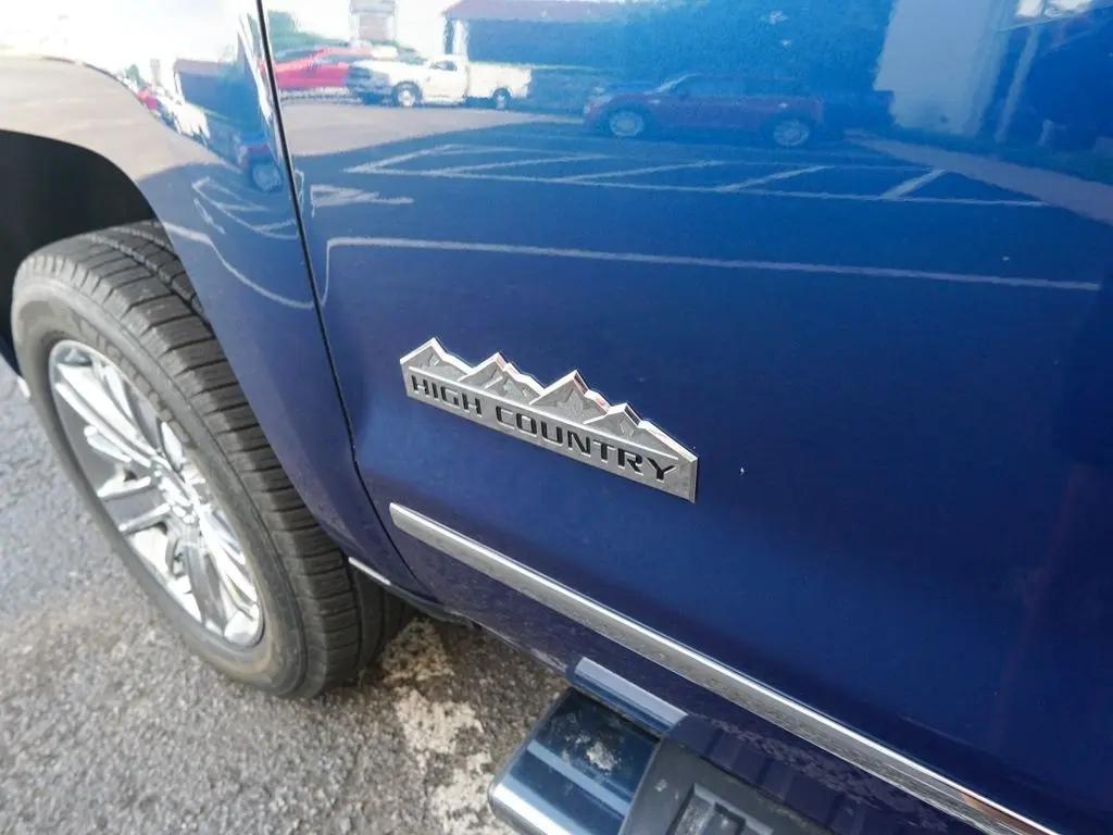 used 2018 Chevrolet Silverado 1500 car, priced at $43,744