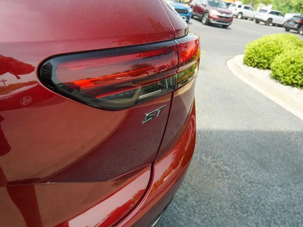 used 2022 Buick Envision car, priced at $27,544