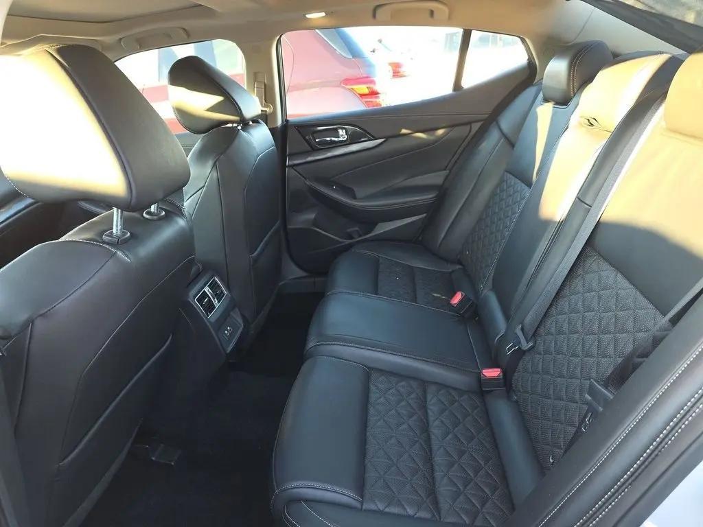 used 2019 Nissan Maxima car, priced at $27,844