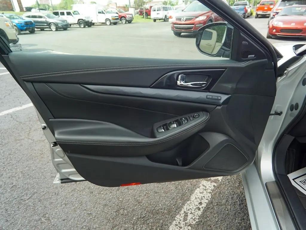 used 2019 Nissan Maxima car, priced at $25,544