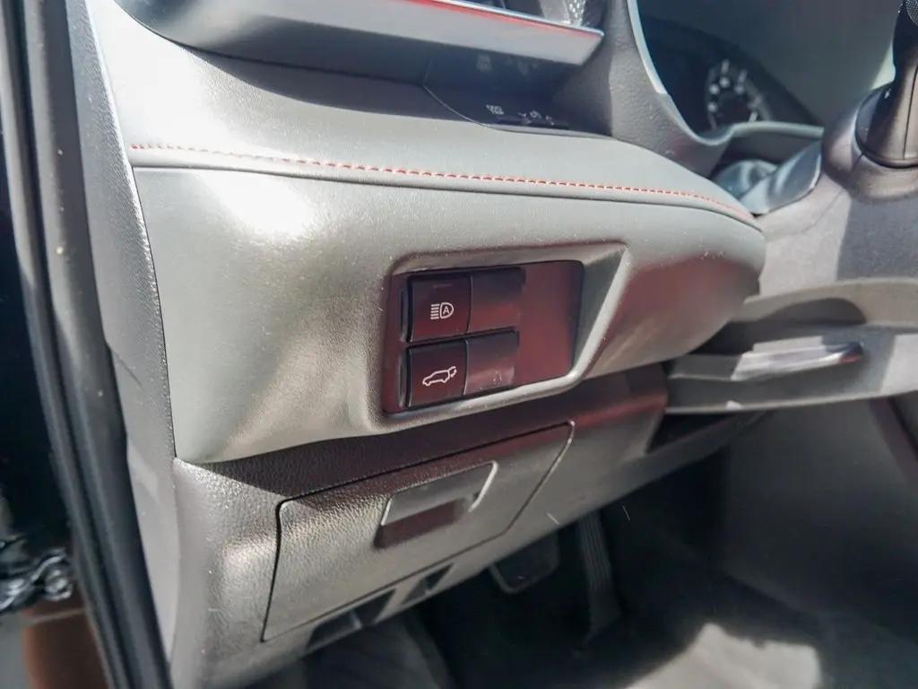 used 2021 Toyota Highlander car, priced at $34,544