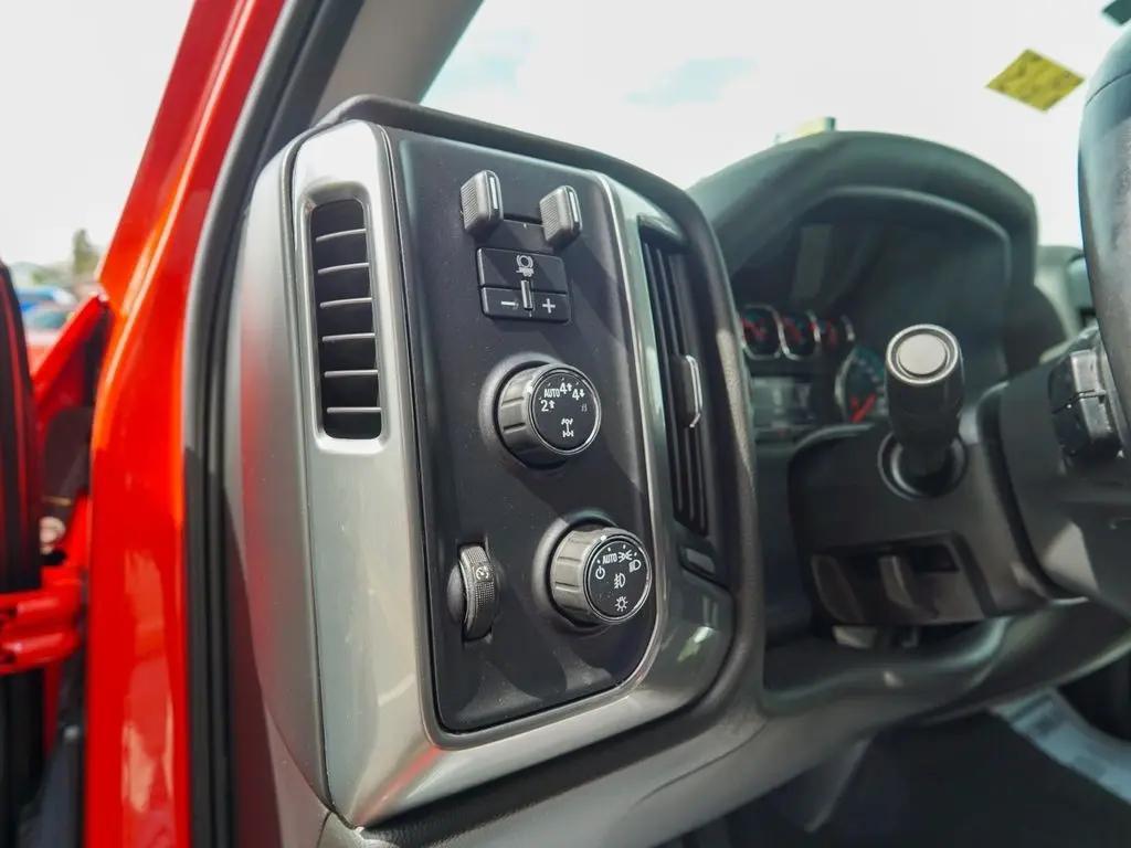 used 2018 Chevrolet Silverado 1500 car, priced at $27,844