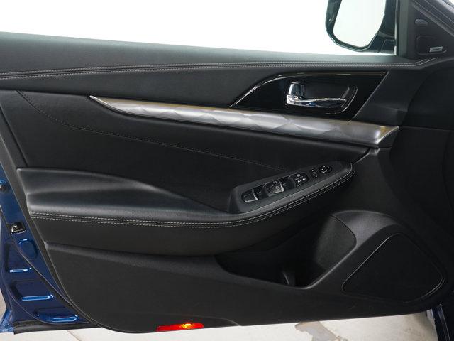 used 2022 Nissan Maxima car, priced at $25,699