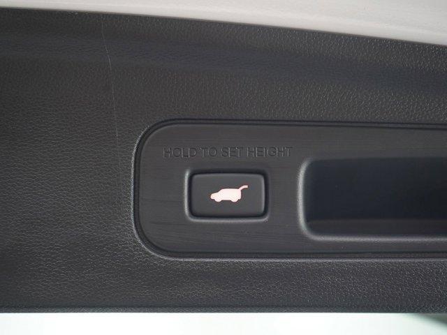 used 2025 Acura MDX car, priced at $50,348
