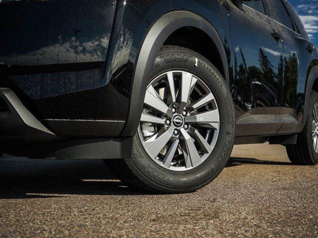 new 2025 Nissan Pathfinder car, priced at $34,977