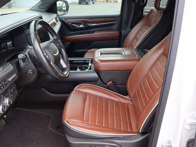 used 2023 GMC Yukon car, priced at $74,994