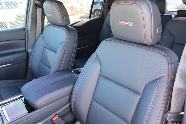 new 2026 Chevrolet Traverse car, priced at $49,107