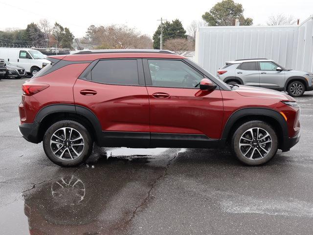 used 2025 Chevrolet TrailBlazer car, priced at $22,469