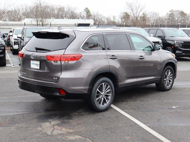 used 2019 Toyota Highlander car, priced at $25,861