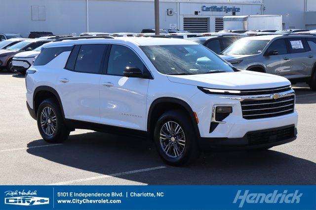 new 2026 Chevrolet Traverse car, priced at $42,009