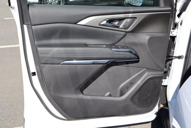 new 2026 Chevrolet Traverse car, priced at $41,009