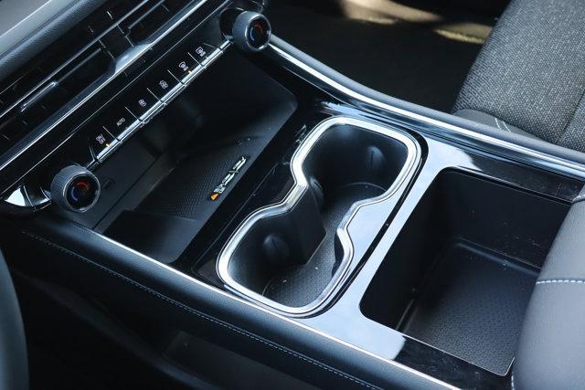 new 2026 Chevrolet Traverse car, priced at $41,009