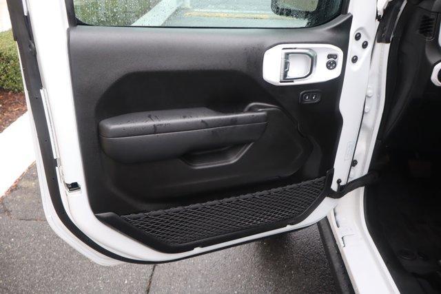 used 2025 Jeep Gladiator car, priced at $38,983