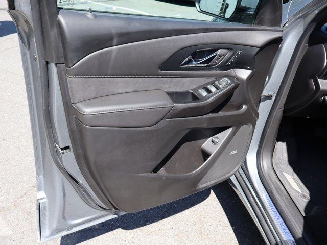 used 2023 Chevrolet Traverse car, priced at $37,960