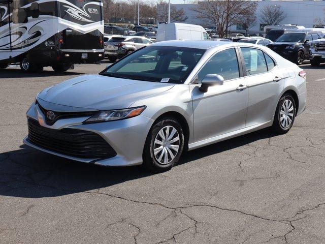 used 2018 Toyota Camry Hybrid car, priced at $11,784