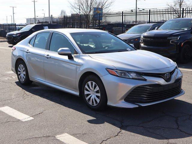 used 2018 Toyota Camry Hybrid car, priced at $11,784