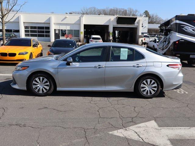used 2018 Toyota Camry Hybrid car, priced at $11,784