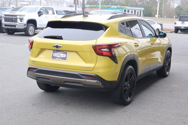 used 2024 Chevrolet Trax car, priced at $24,106