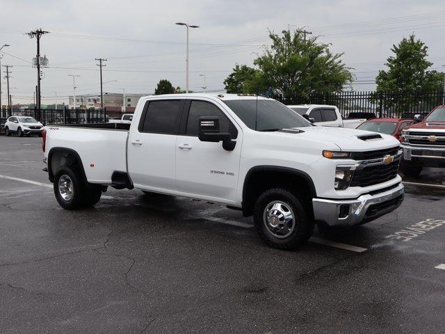 used 2025 Chevrolet Silverado 3500 car, priced at $54,611