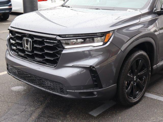 used 2025 Honda Pilot car, priced at $49,886
