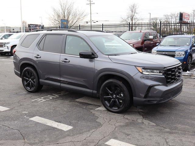 used 2025 Honda Pilot car, priced at $49,886