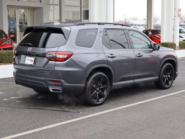 used 2025 Honda Pilot car, priced at $49,886