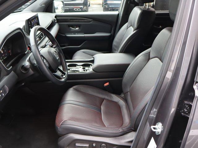 used 2025 Honda Pilot car, priced at $49,886