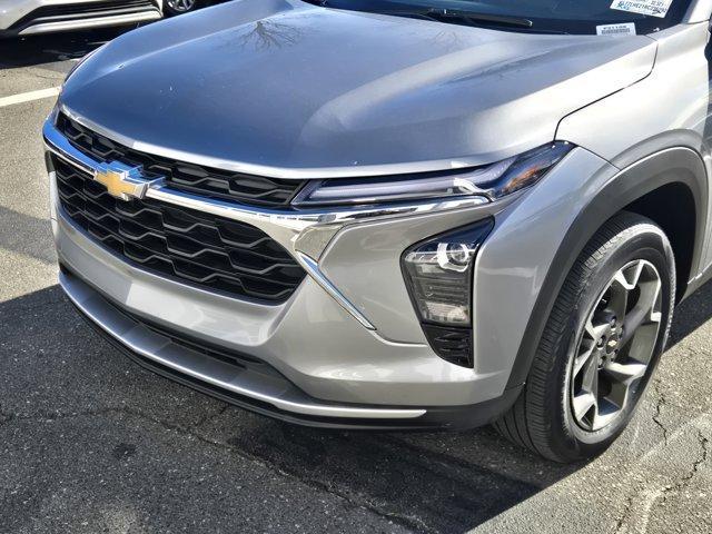 used 2024 Chevrolet Trax car, priced at $21,238