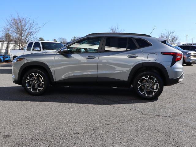 used 2024 Chevrolet Trax car, priced at $20,929