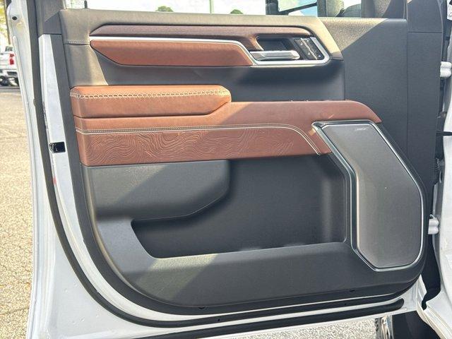 used 2025 GMC Sierra 2500 car, priced at $92,621