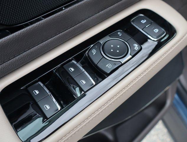 used 2020 Lincoln Aviator car, priced at $26,947