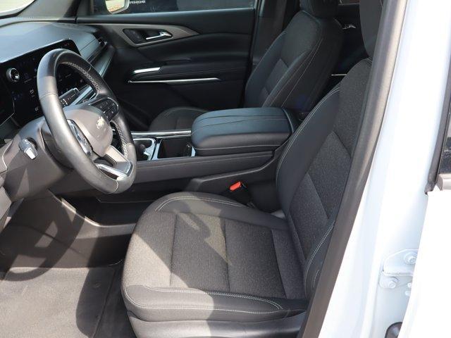 used 2025 Chevrolet Traverse car, priced at $38,038