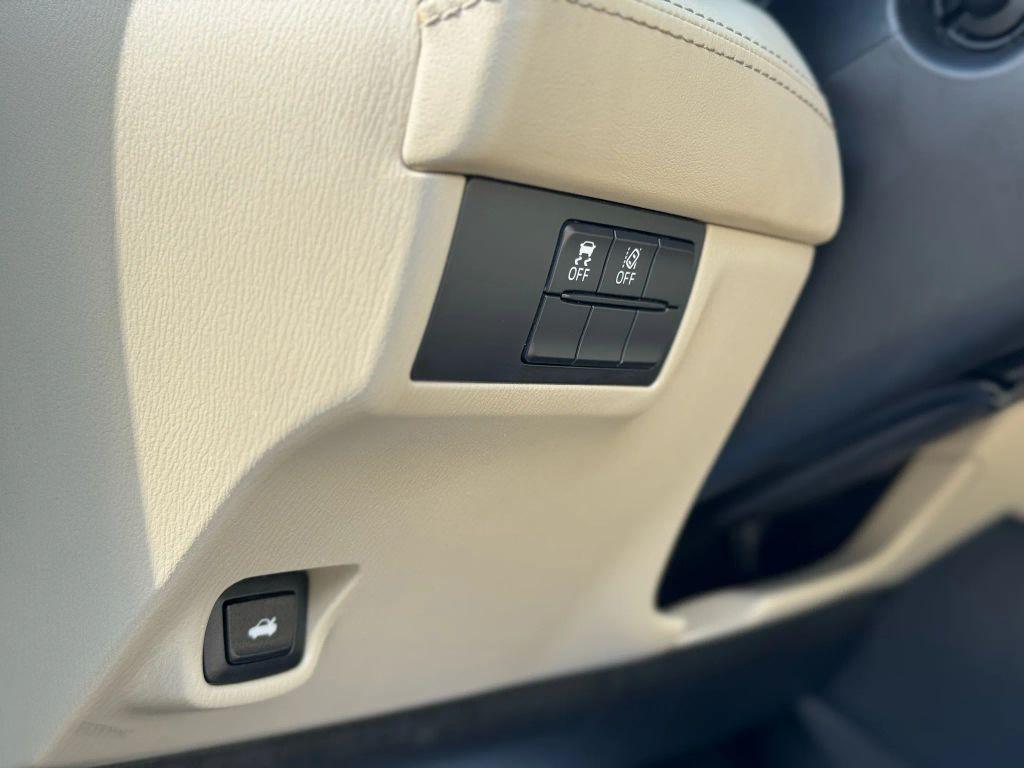 used 2019 Mazda Mazda6 car, priced at $13,495