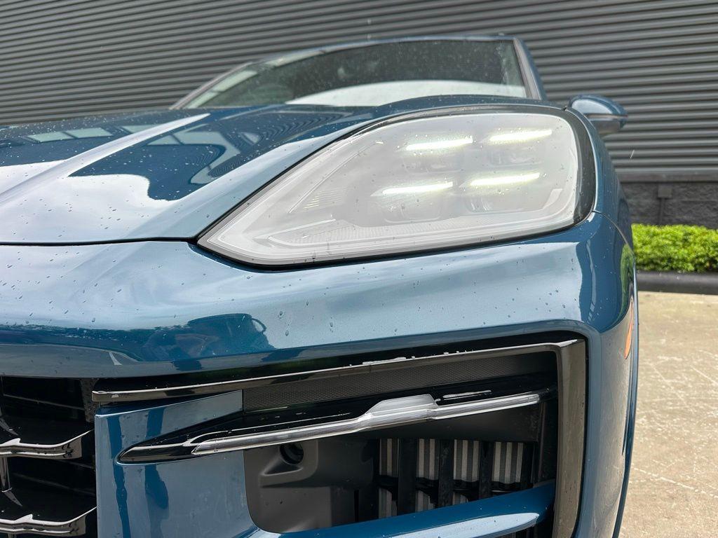 used 2025 Porsche Cayenne car, priced at $142,125