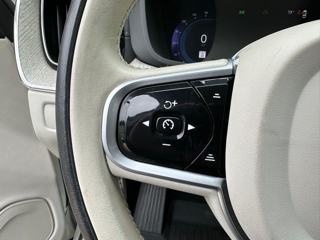 used 2023 Volvo XC60 car, priced at $27,995