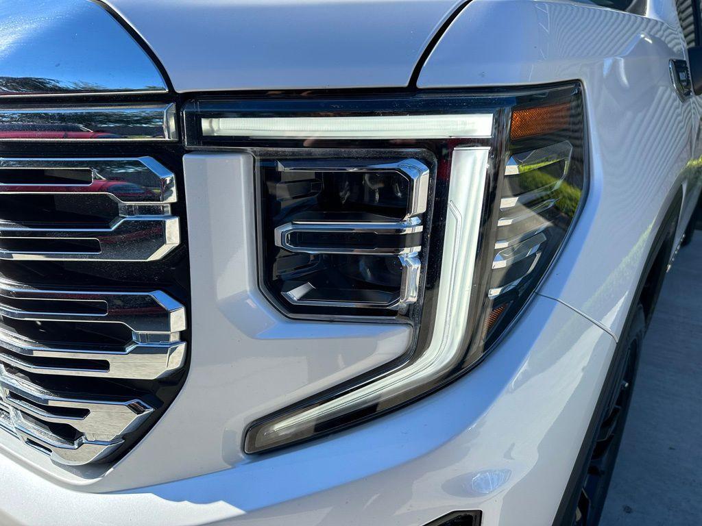 used 2023 GMC Sierra 1500 car, priced at $49,995