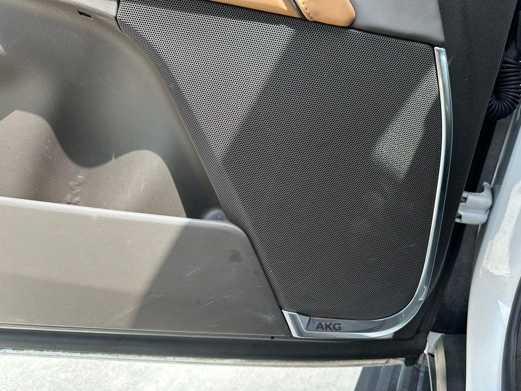 used 2022 Cadillac Escalade car, priced at $63,125