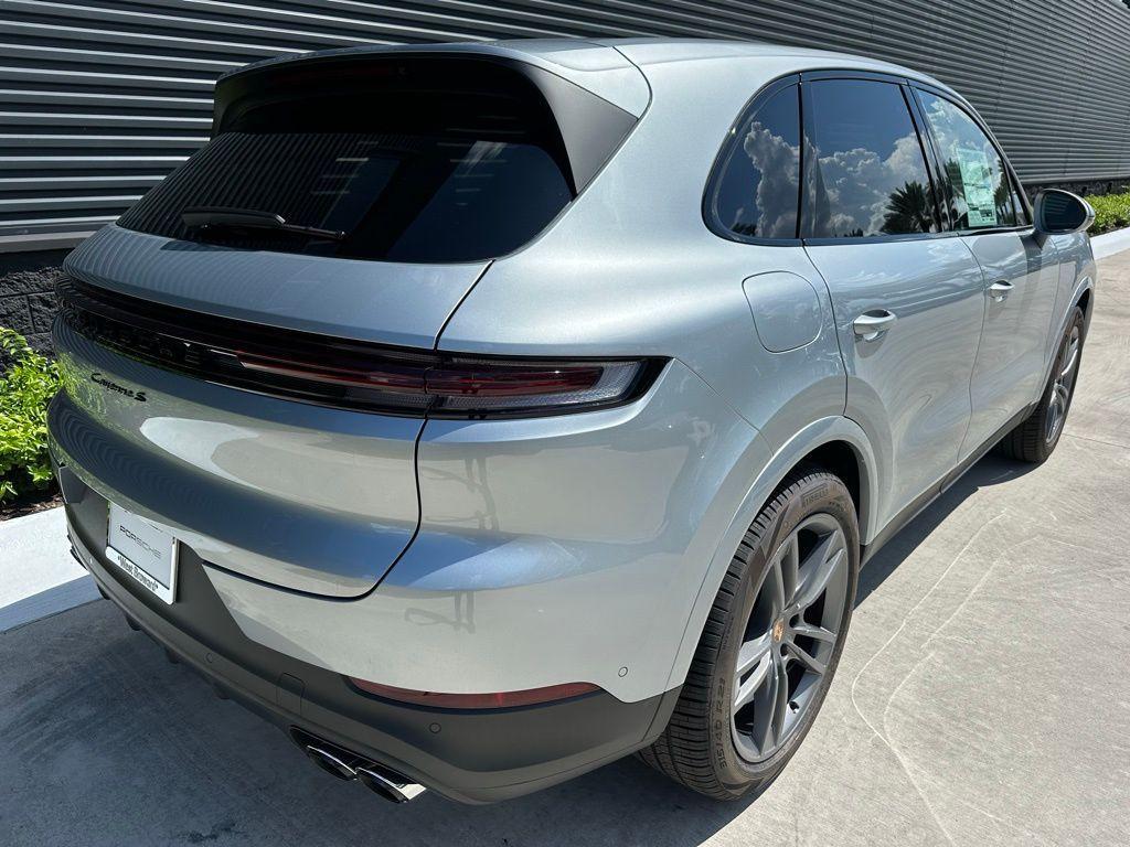 used 2025 Porsche Cayenne car, priced at $120,999