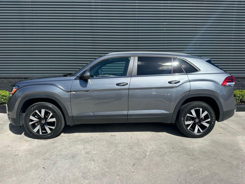 used 2022 Volkswagen Atlas Cross Sport car, priced at $21,495