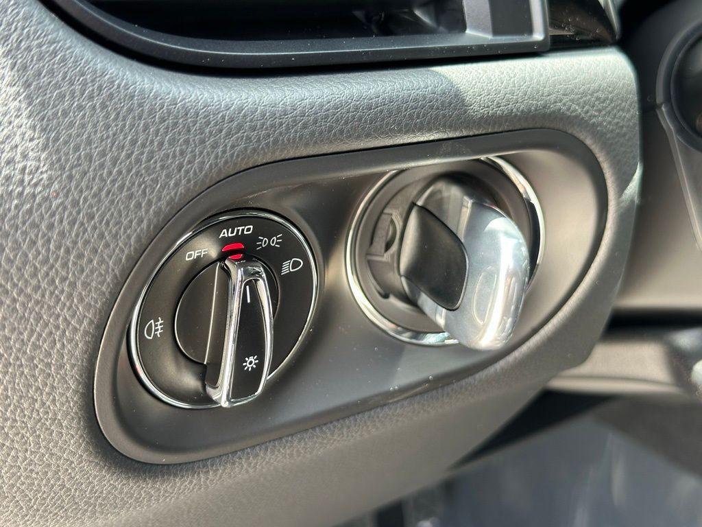 used 2025 Porsche Macan car, priced at $59,995