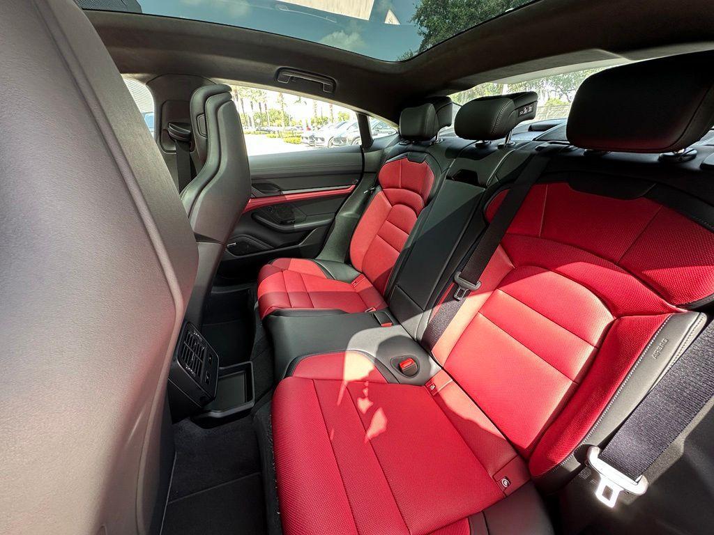 Porsche Taycan view 40