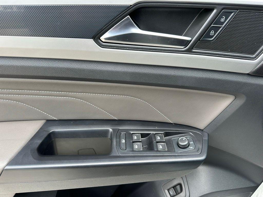 used 2021 Volkswagen Atlas car, priced at $27,125